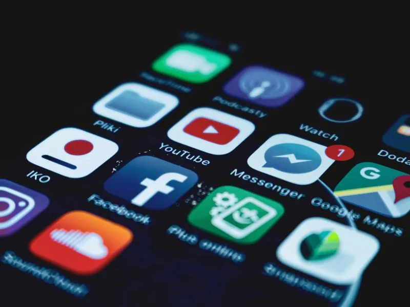 Platform Media Sosial Terpopule
